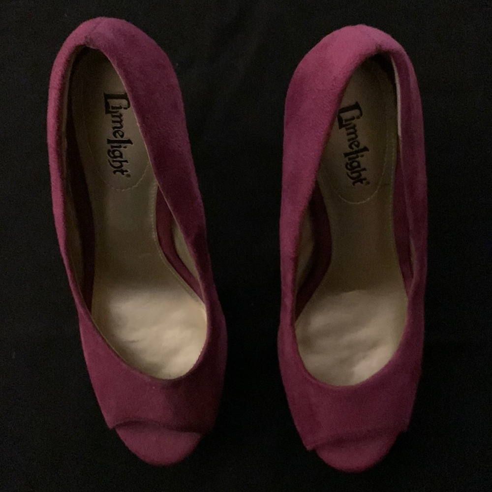 Lime light size 6 plate form heels/Excellent condition.